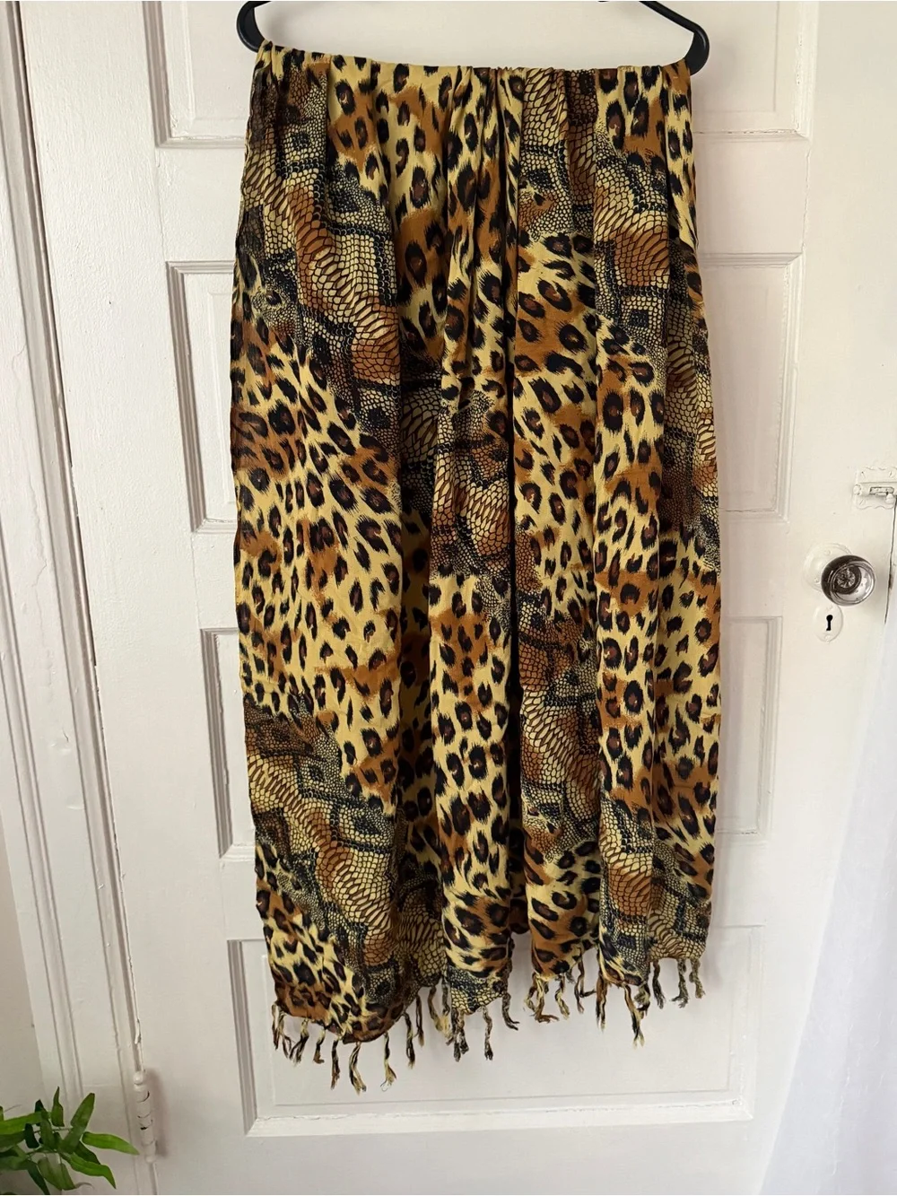 PAREOS, Etc. Leopard Safari Print Scarf Sarong Swim Cover Up Beach Vacation
